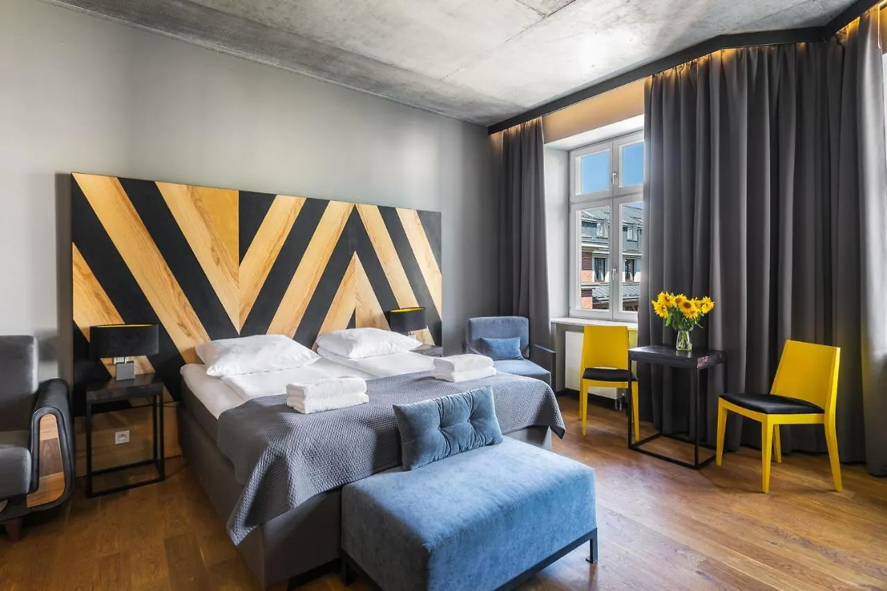 Dada Premium Aparthotel Kraków Lägenhet