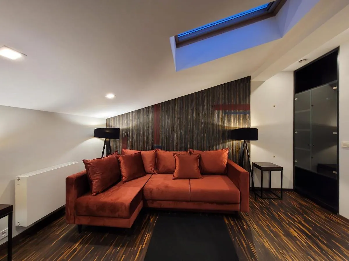 Dada Premium Aparthotel Kraków Polen